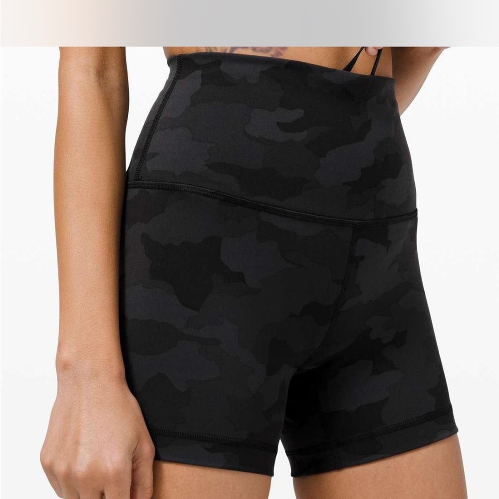 Lululemon Align Camo 6” Biker Shorts - 8